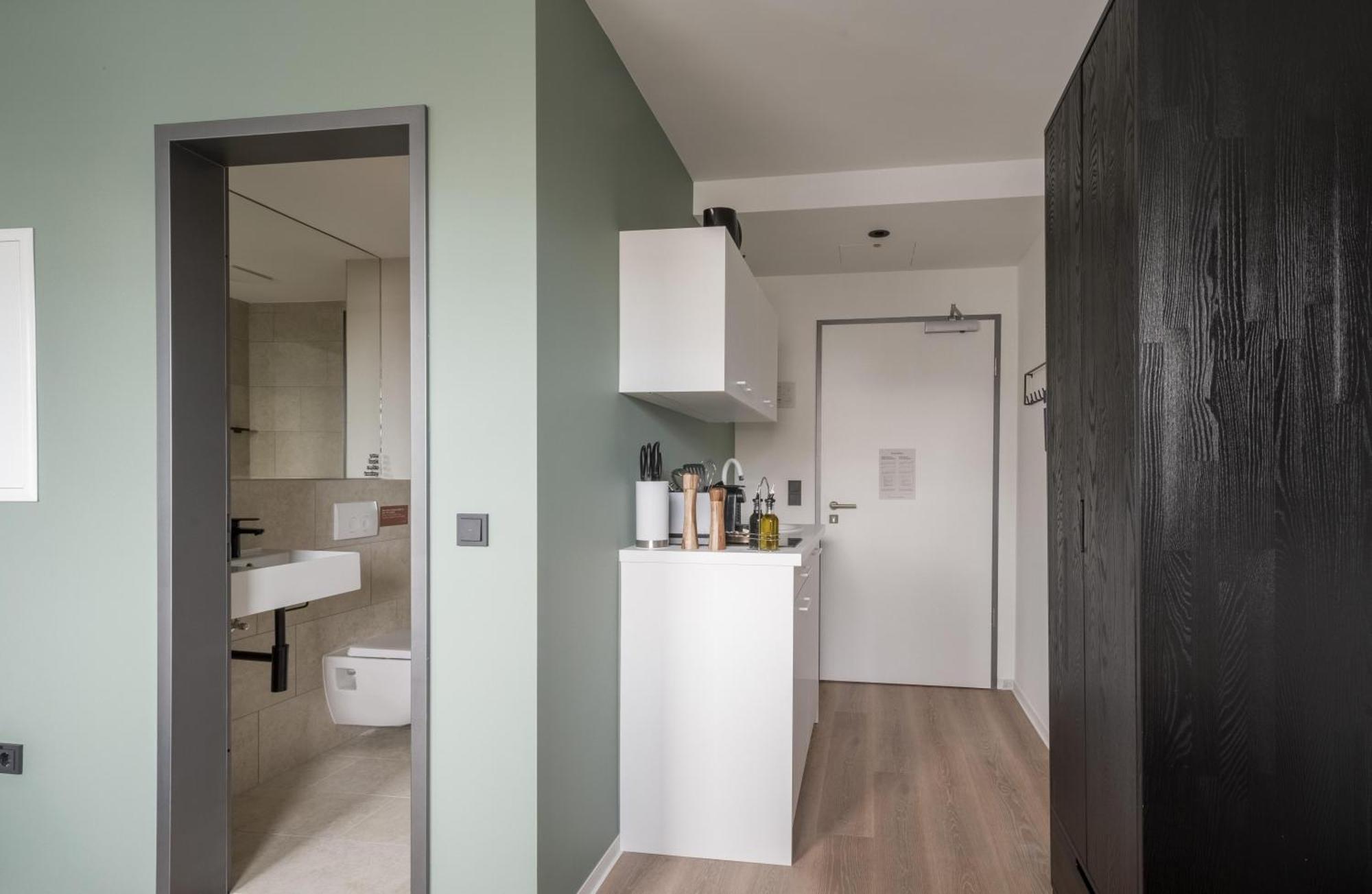 Limehome Saarbruecken Berliner Promenade Cameră foto